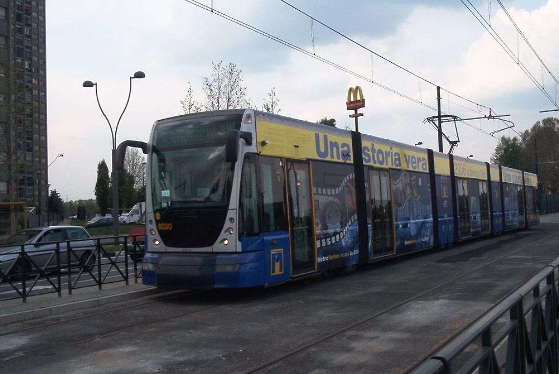 TORINO. 'Torna al tuo paese', insulti su bus a migrante disabile