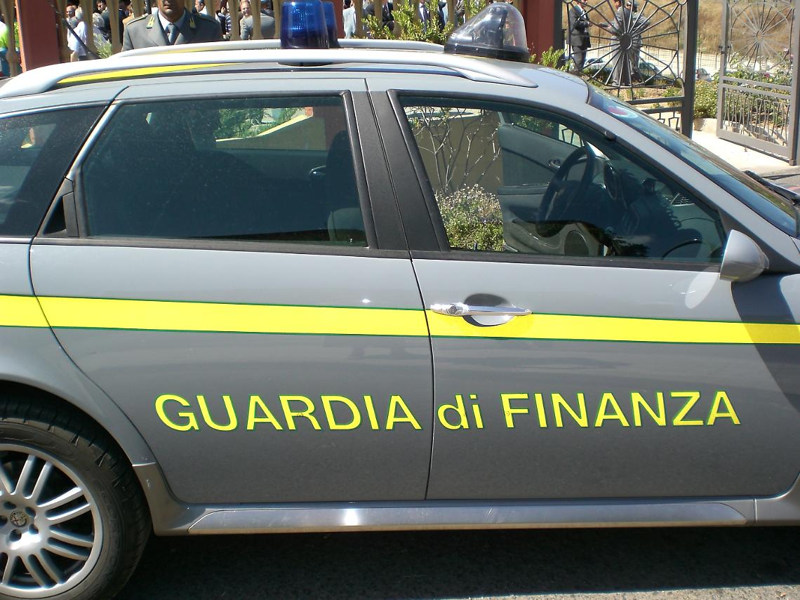 CUNEO. Lavoro: camerieri in nero, multa al gestore del bar