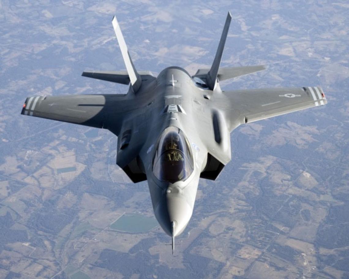 NOVARA. F35: 'battesimo dell'aria' per primo caccia italiano