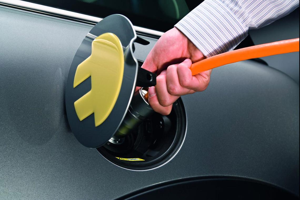 TORINO. Bonus-malus su auto ecologiche, settore si ribella