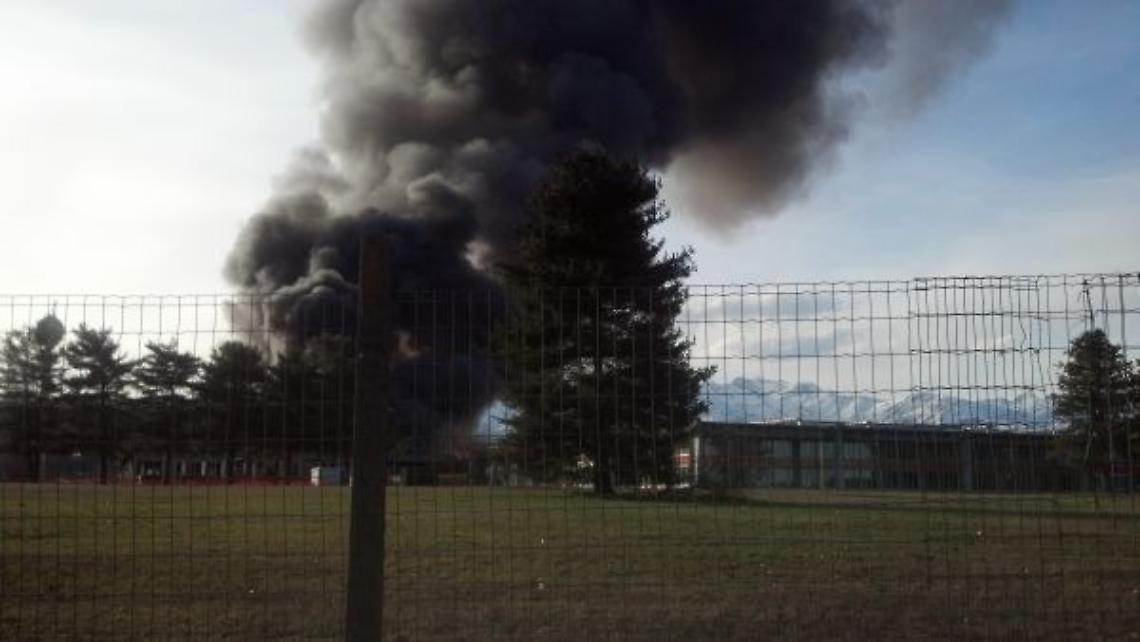 SCARMAGNO. Incendio alla ex Olivetti, tutti rinviati a giudizio