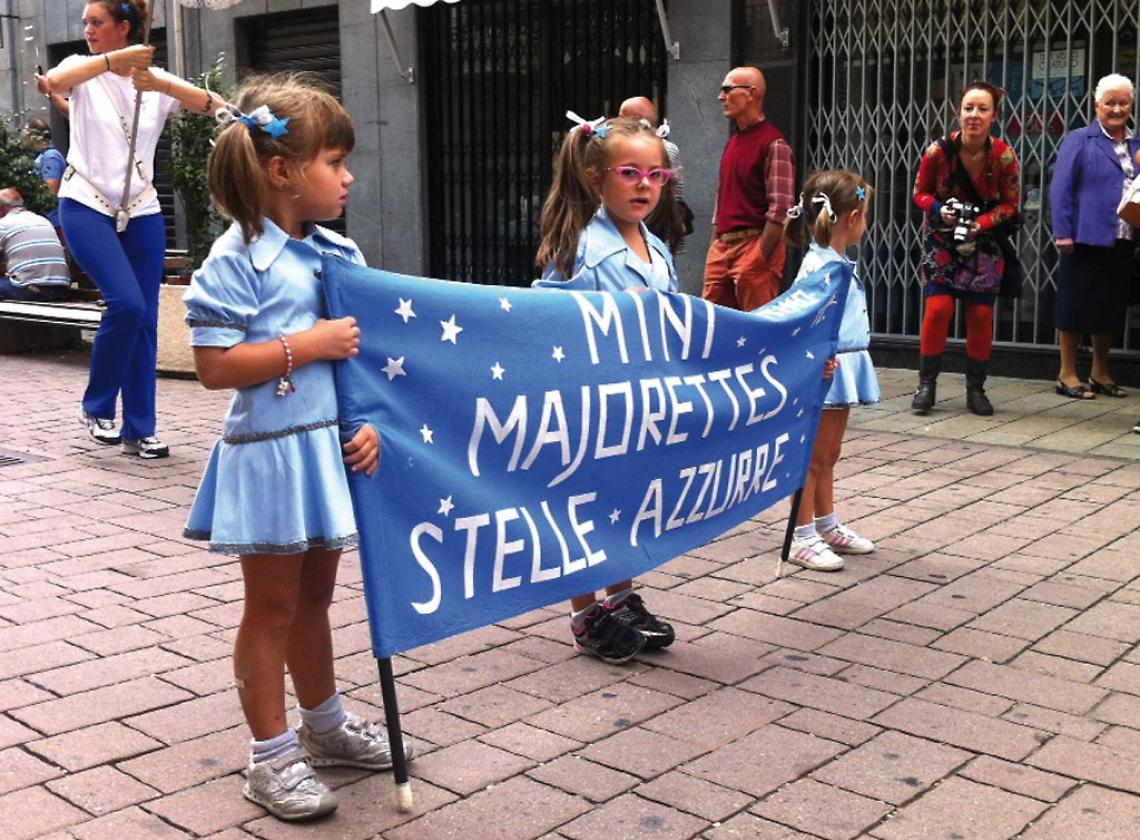 Il Club Stelle Azzurre organizza corsi di ginnastica e majorettes