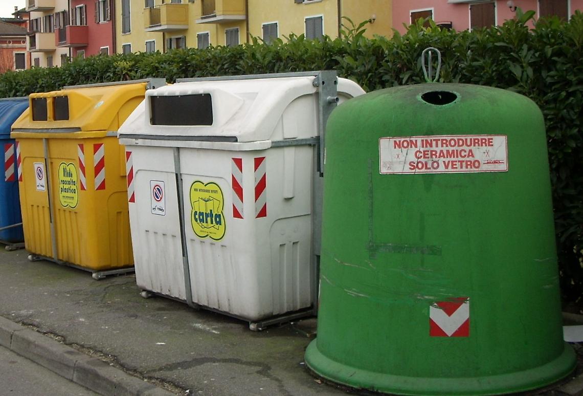 LOCANA. E’ cominciata la raccolta differenziata con il metodo del “Porta a porta”