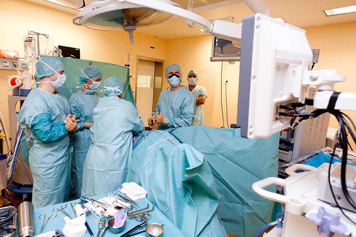 A Roma, una retina artificiale su paziente con maculopatia