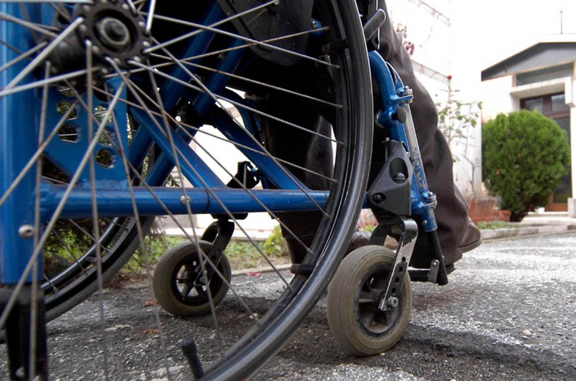 FRONT. Nella casa del custode? I ragazzi disabili
