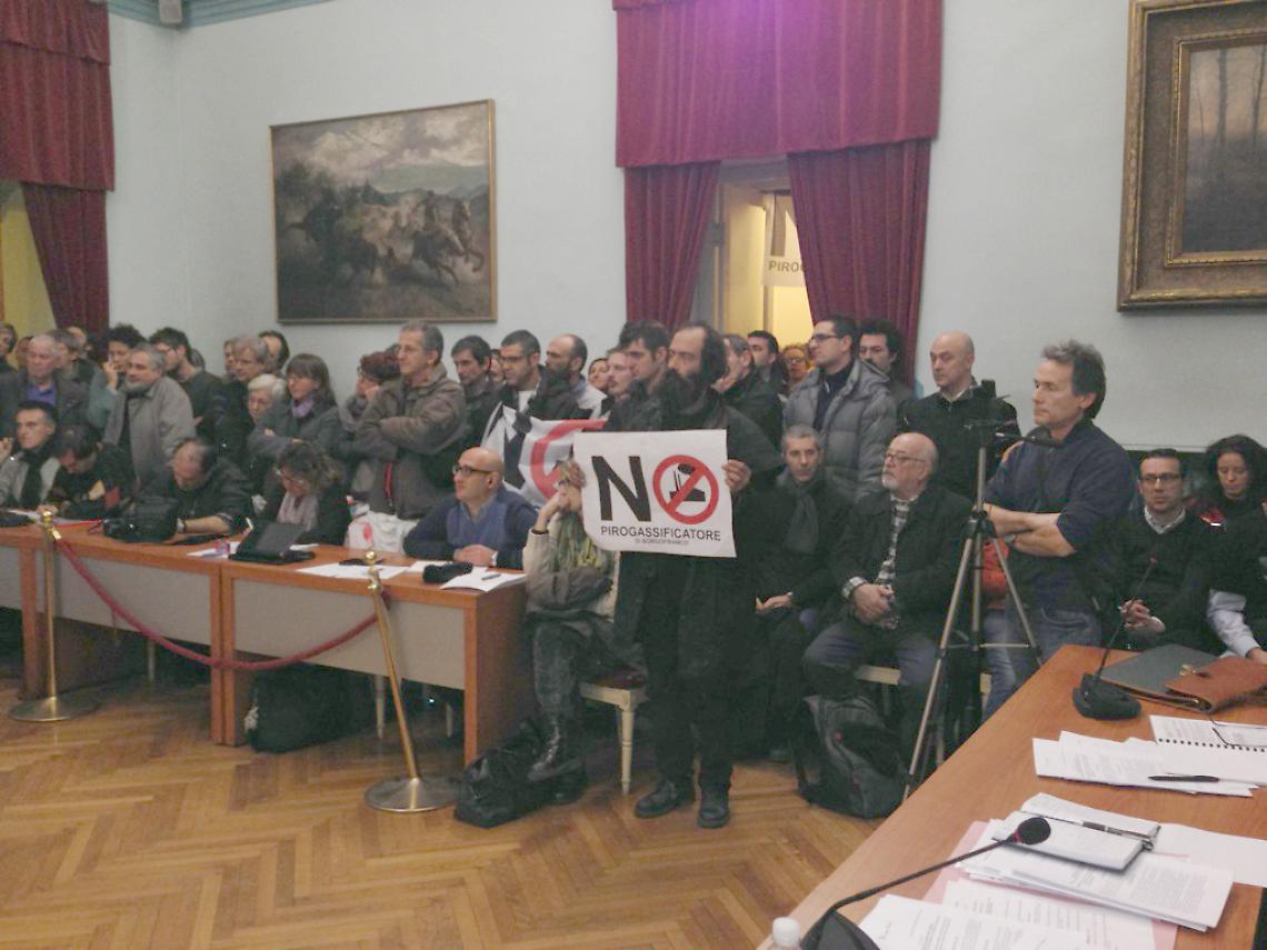 Ivrea, consiglio sul "Piro". L'approfondimento de La Voce del Canavese