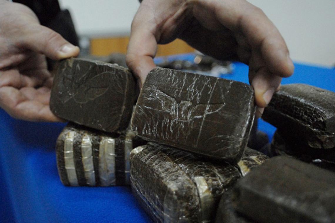 TORINO. Droga: 9 chili hashish in mansarda Torino, un arresto