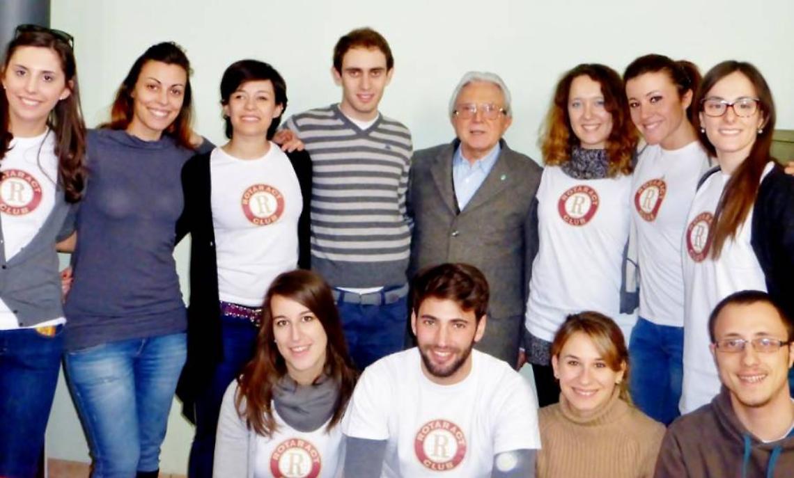 Un incontro conviviale per persone bisognose o sole della San Vincenzo
