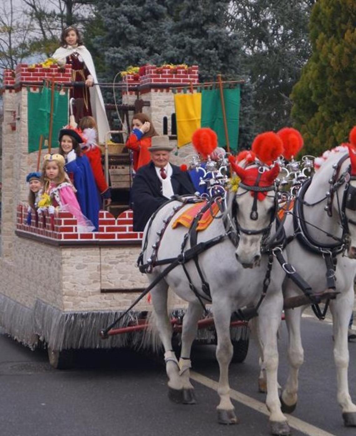 Giorgia Zagato è la Castellana del Carnevale a Lessolo