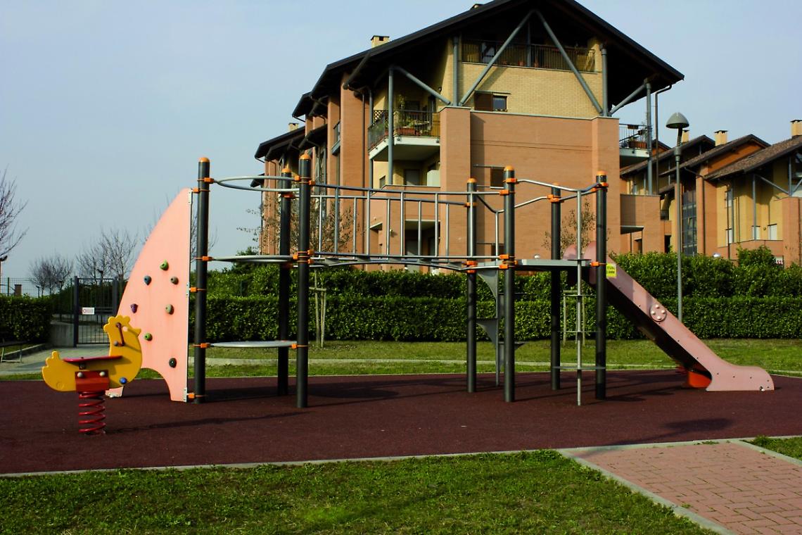 CHIVASSO. Acqua inquinata alla scuola Blatta