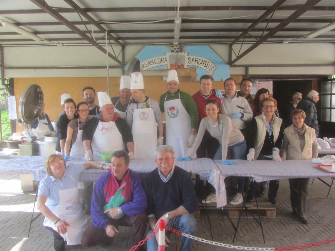 SAN SEBASTIANO. Grande successo per la fagiolata di Saronsella
