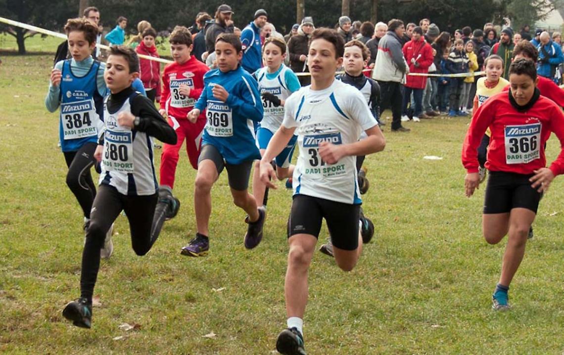 CORSA CAMPESTRE. Il Runner Team 99 vince la classifica combinata