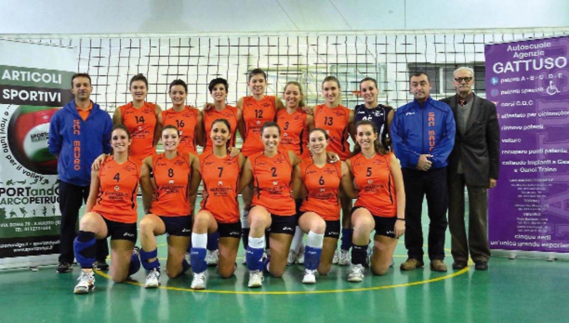 VOLLEY. La Folgore San Mauro cade al quinto nel primo atto dei playoff
