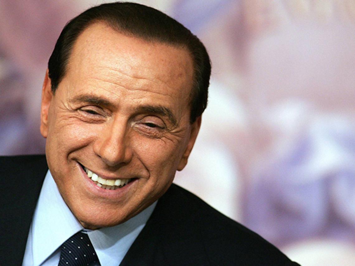TORINO. Ruby: diffamò legale, "Berlusconi paga ed evita processo"