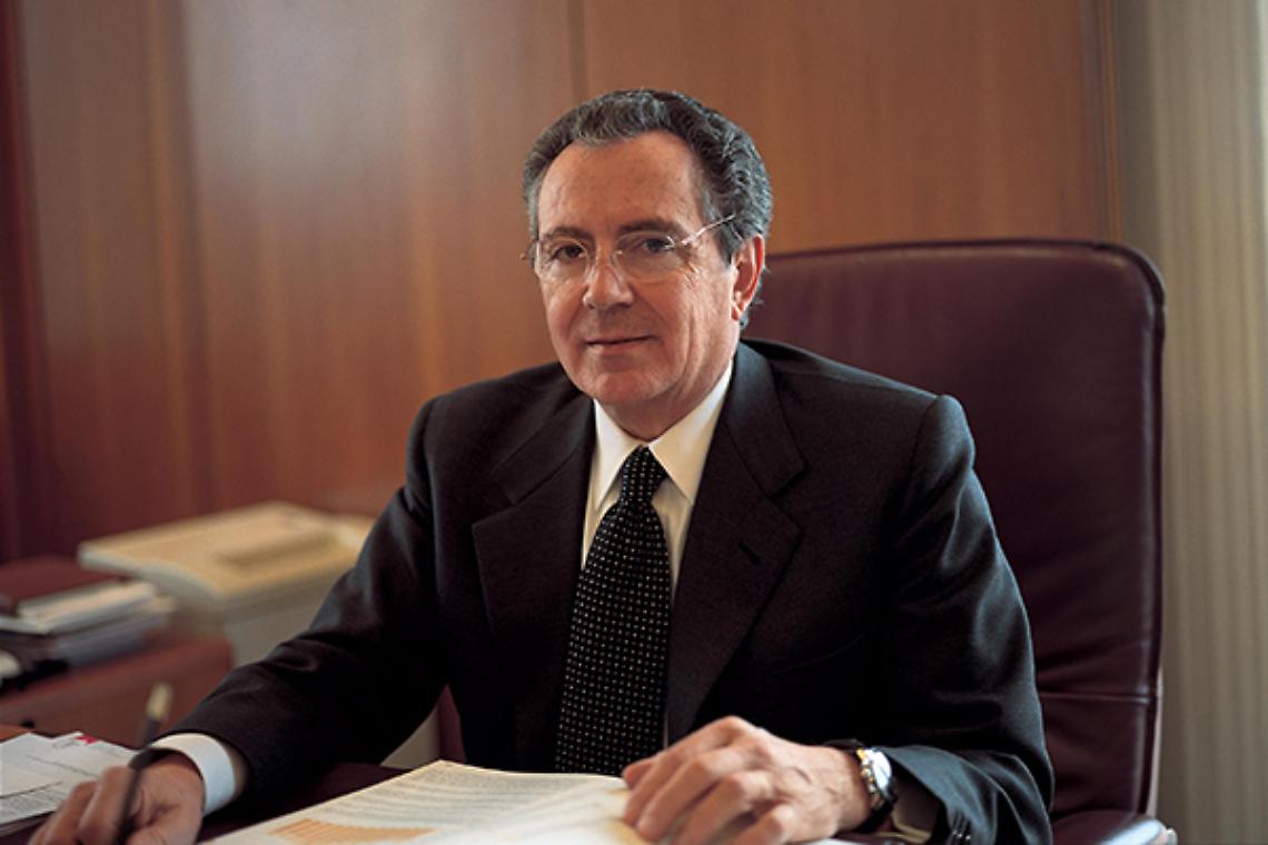 TORINO. Intesa: Gros-Pietro, "Statuto in Bce, a giorni risposta"