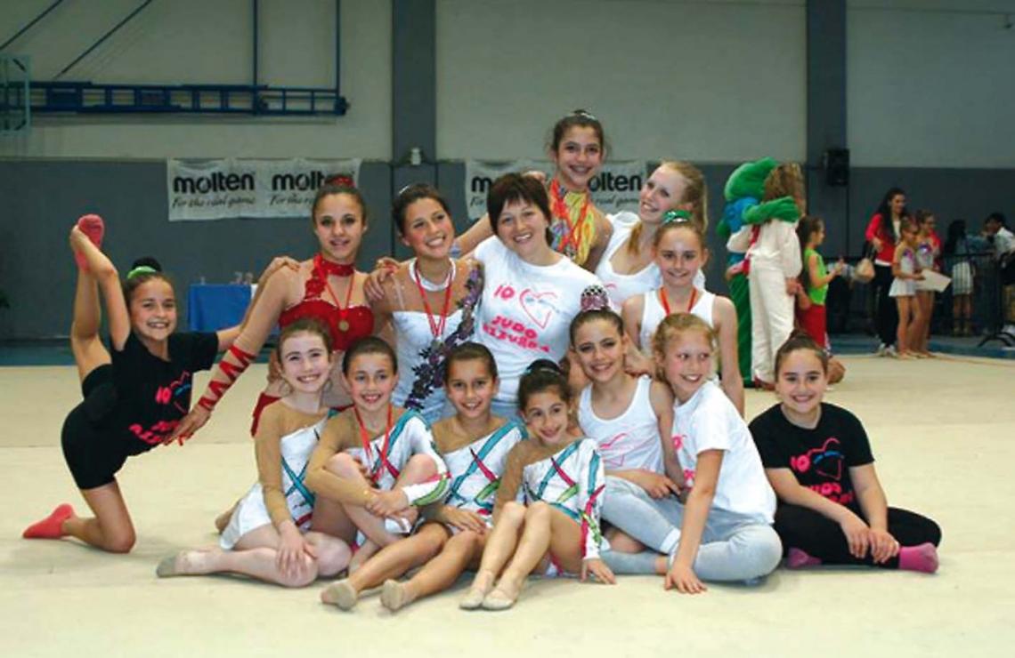 GINNASTICA RITMICA. La Judo Azzurro incanta la giuria di Occimiano