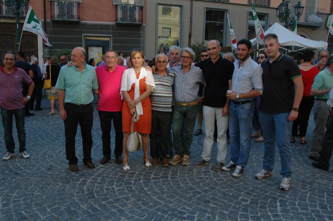 CHIVASSO. Un brindisi per Pentenero in piazza. Con Ciuffreda e Corcione 