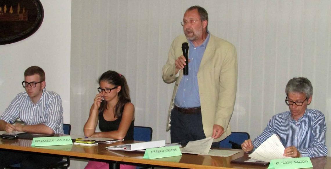 PAVONE. Andriolo sulla Giunta: "Perenchio e Giglio Tos due sorvegliati speciali"
