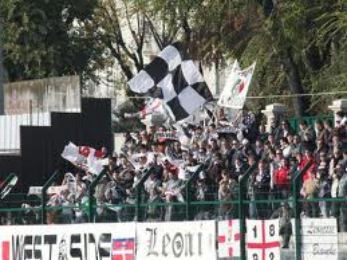 CALCIO. La Pro Vercelli vince la finale d'andata