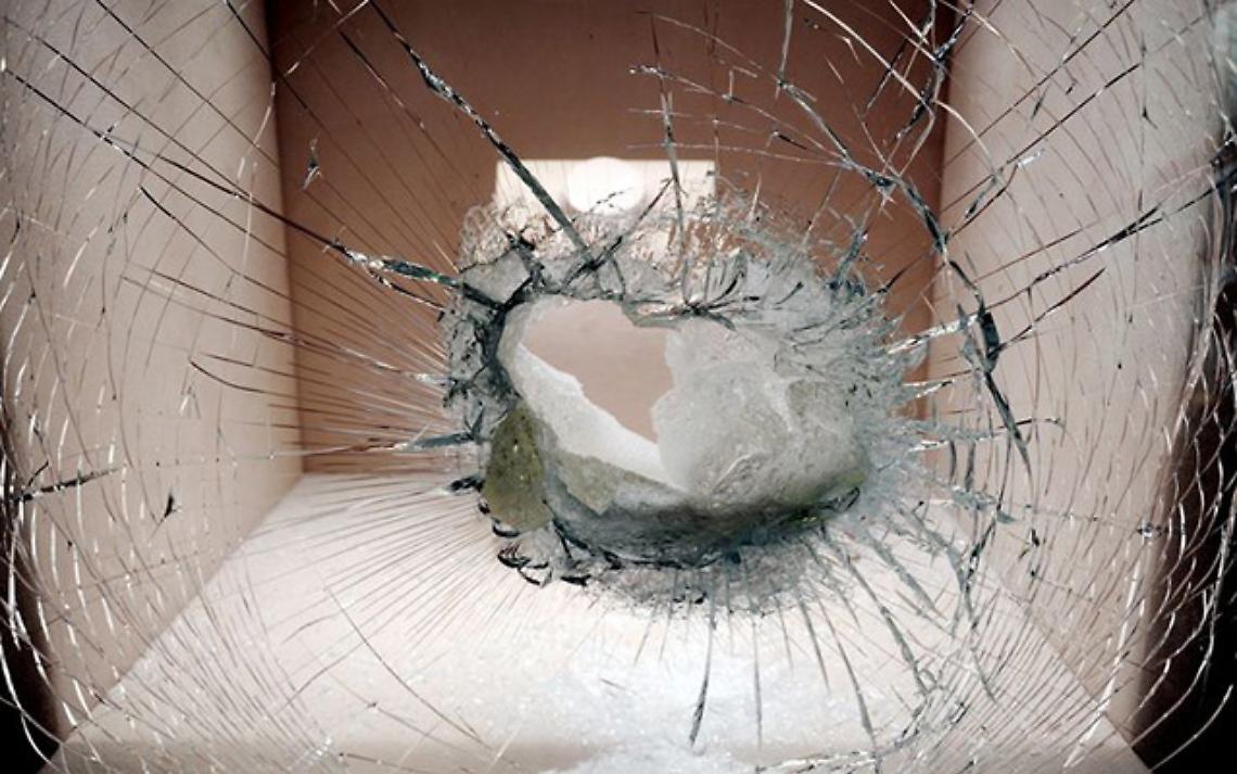 TORINO. Spacca vetri per farsi arrestare,"Voglio tornare in Marocco"