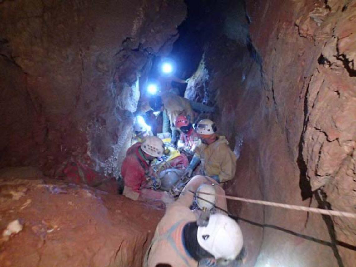 MONACO DI BAVIERA. Tredici piemontesi per il soccorso dello speleologo in Germania