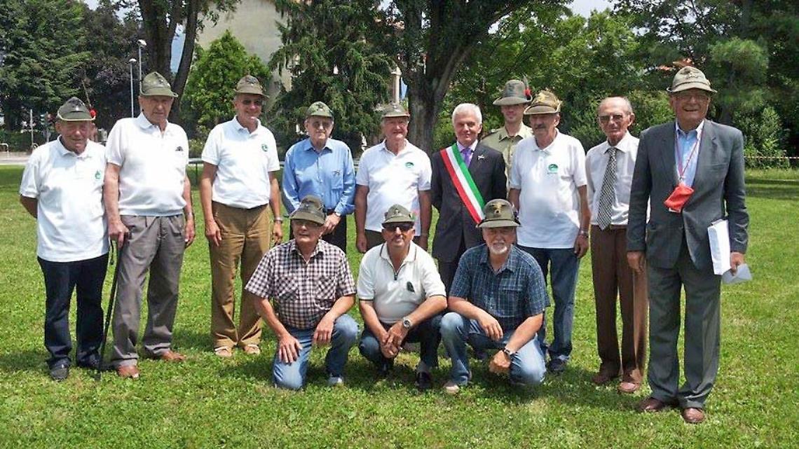 CASCINETTE. Il Gruppo Alpini ha festeggiato 50 anni dalla Fondazione