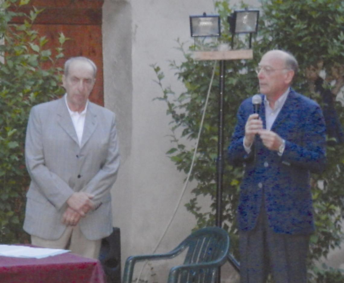 PONT CANAVESE. Il libro di Giacomo Antoniono su fontane e levatoi