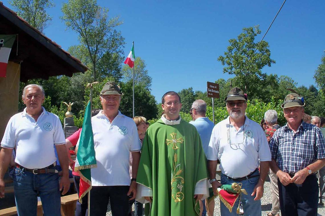 SAN MARTINO. Alpini in festa