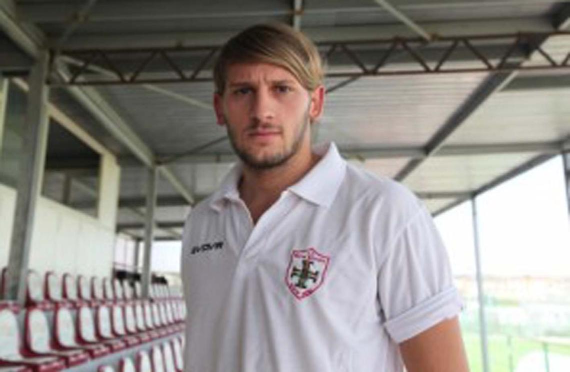 CALCIO. Esposito rescinde il contratto con il Messina