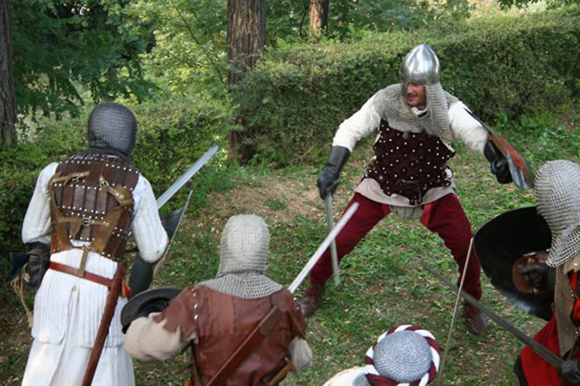 VOLPIANO. De Bello Canepiciano. Festa medievale