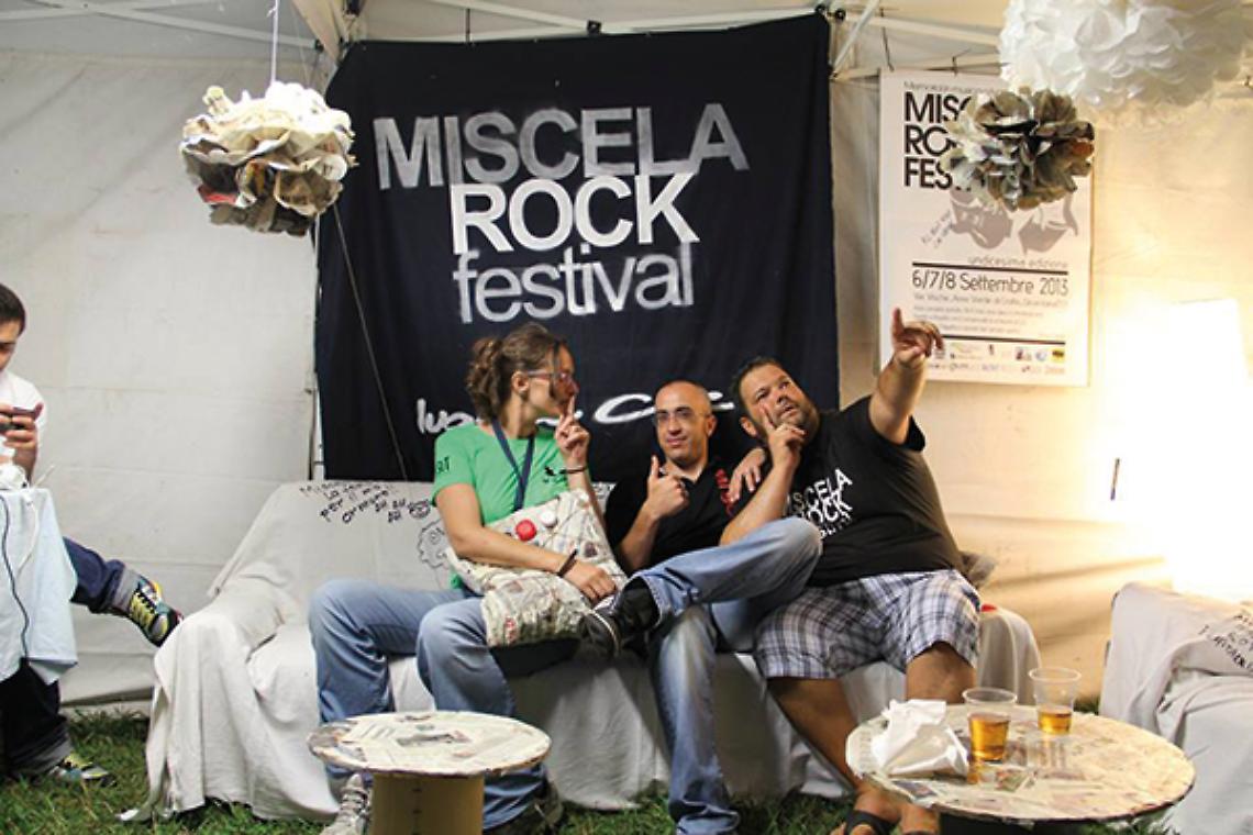 STRAMBINO. Miscela Rock Festival Memorial in musica Ivan & Ciki