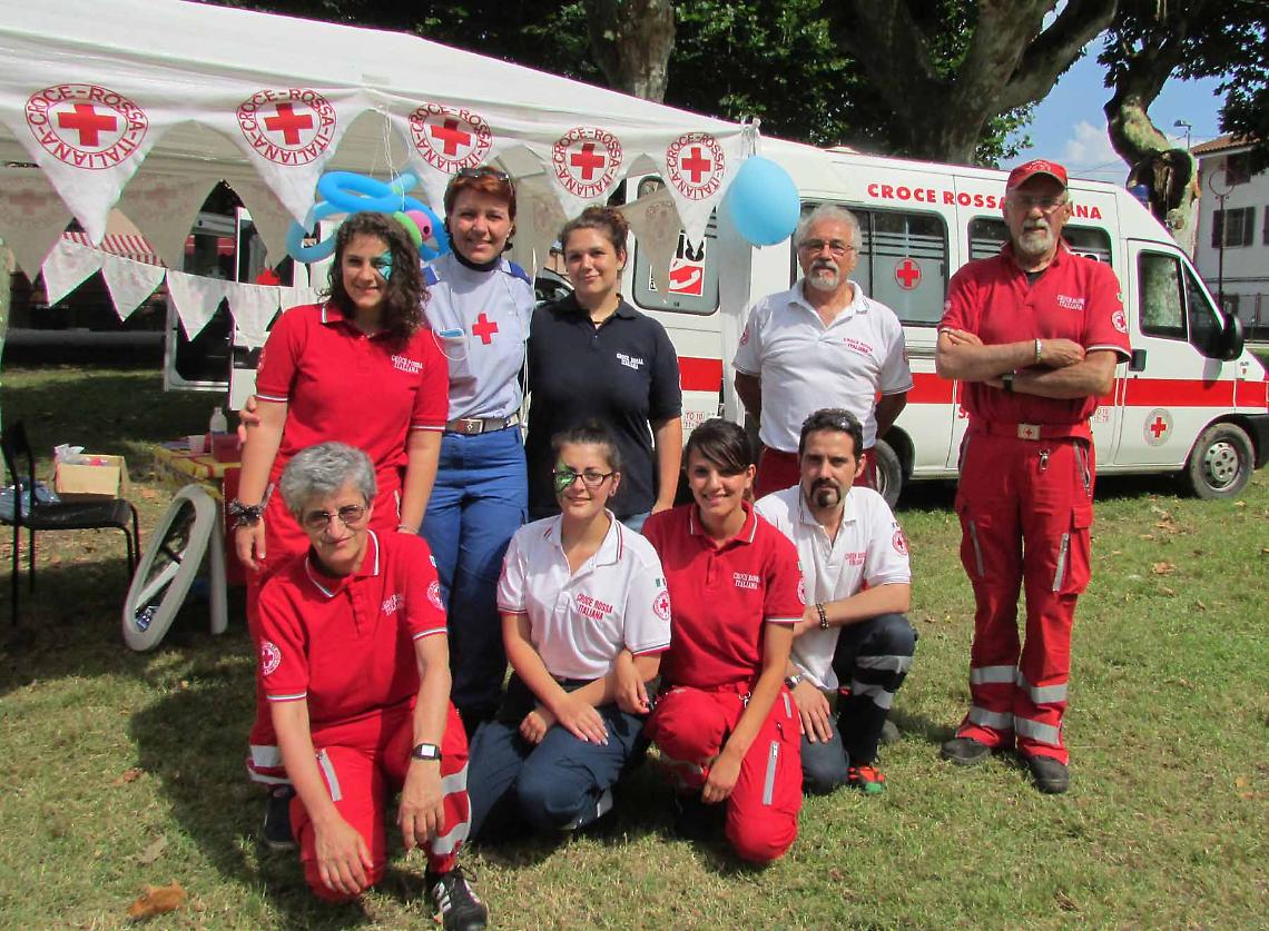 SAN GIORGIO. La Cri festeggia 30 anni con l'inaugurazione di un defibrillatore