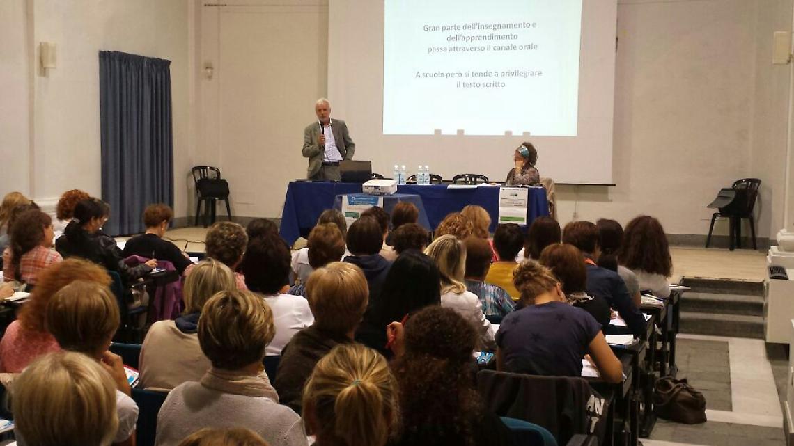 PAVONE. Gessetti Colorati, incontri per la scuola