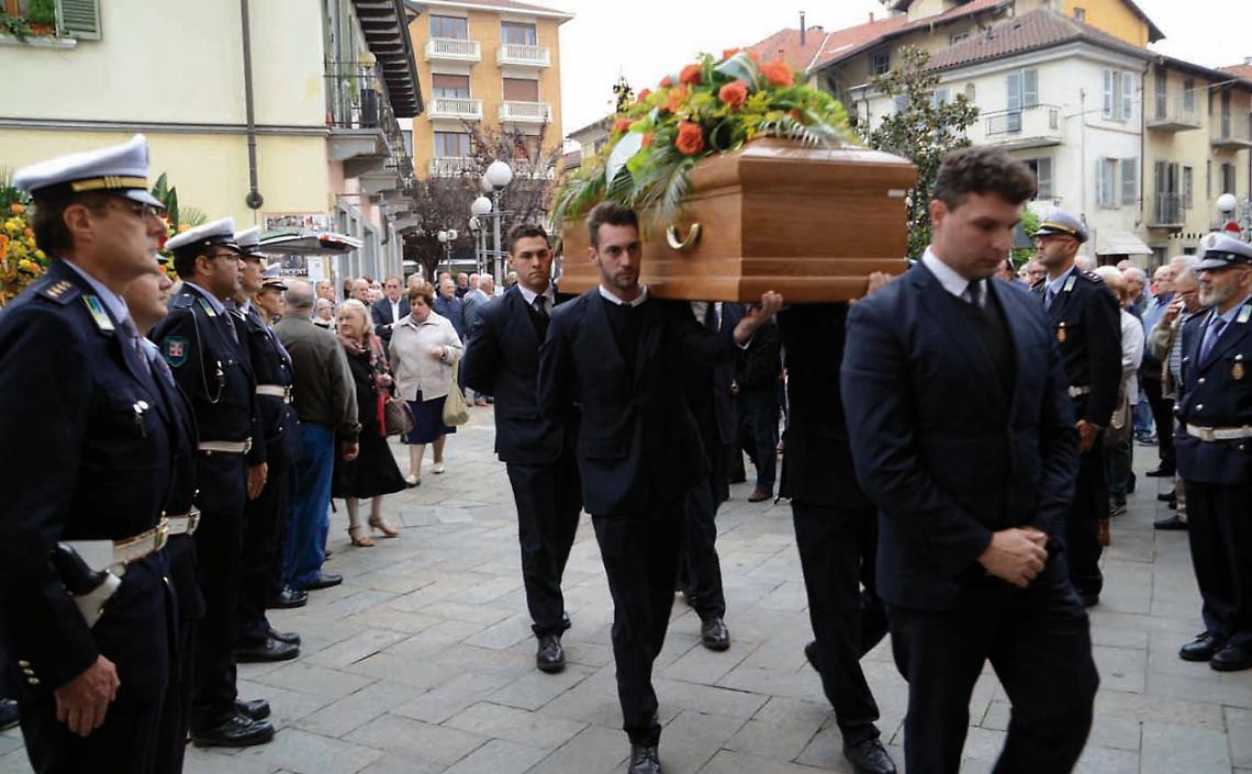 SETTIMO. Città in lacrime per l'ex vigile Raimondo Rolla