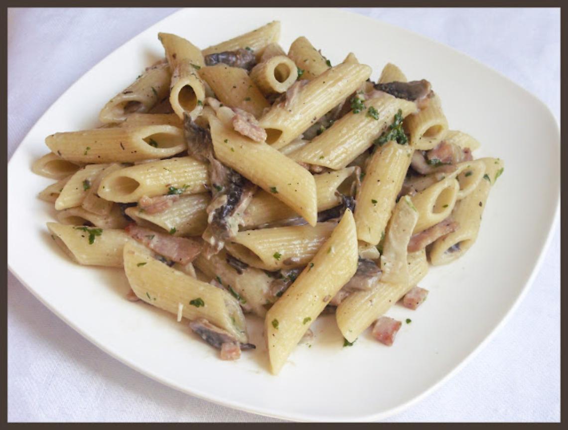 Penne Porcini Pancetta e Fontina