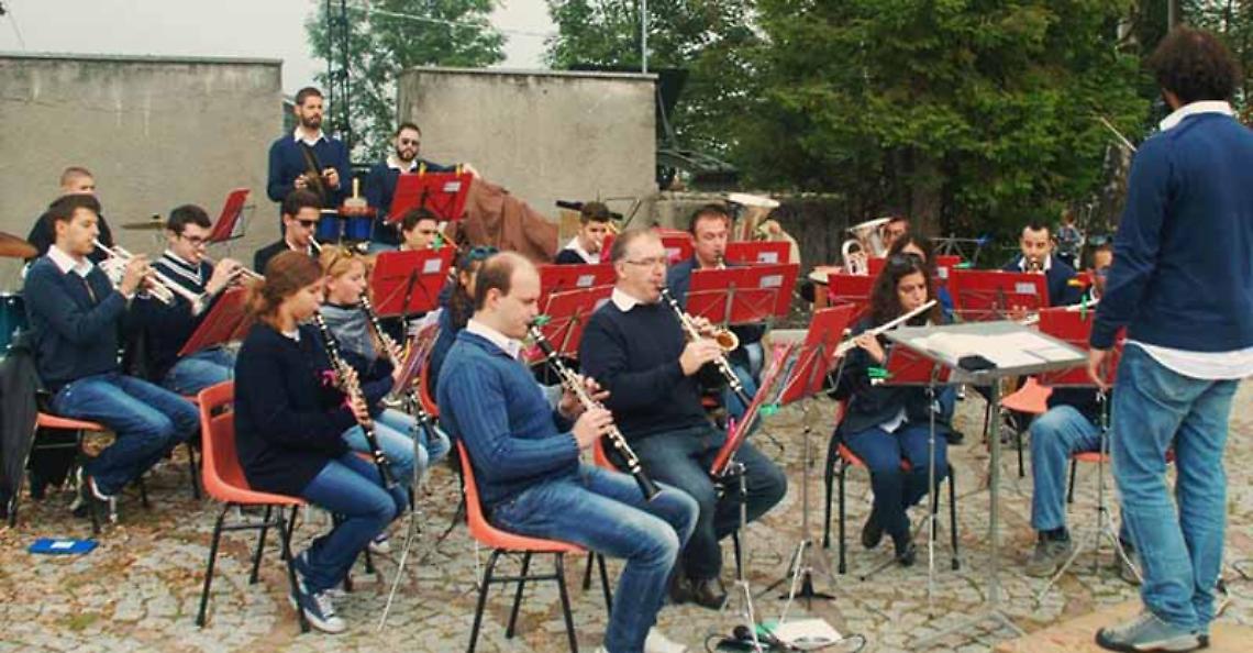COLLERETTO CASTELNUOVO. Musica a Santa Elisabetta con la Filarmonica di Castellamonte