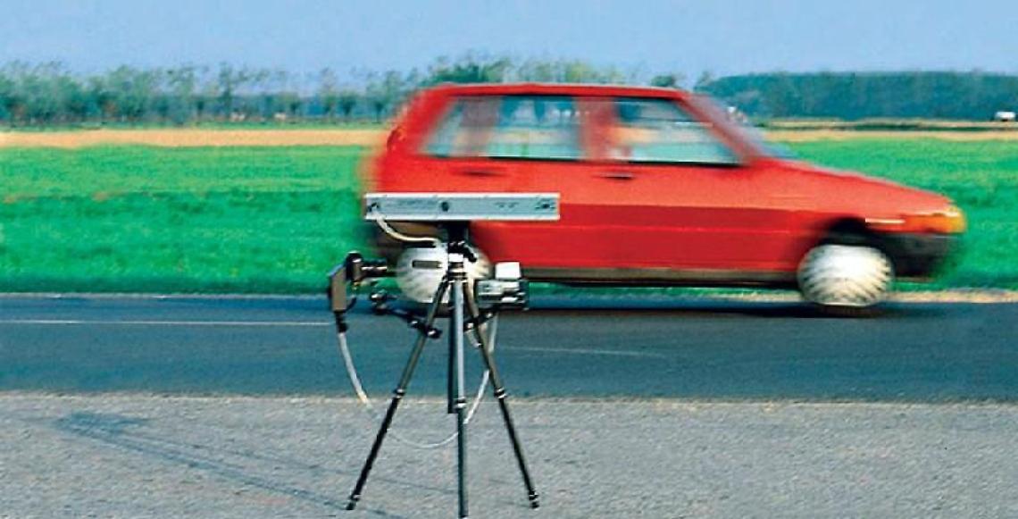 CHIVASSO. Servizio viabilità controlli con strumentazione elettronica