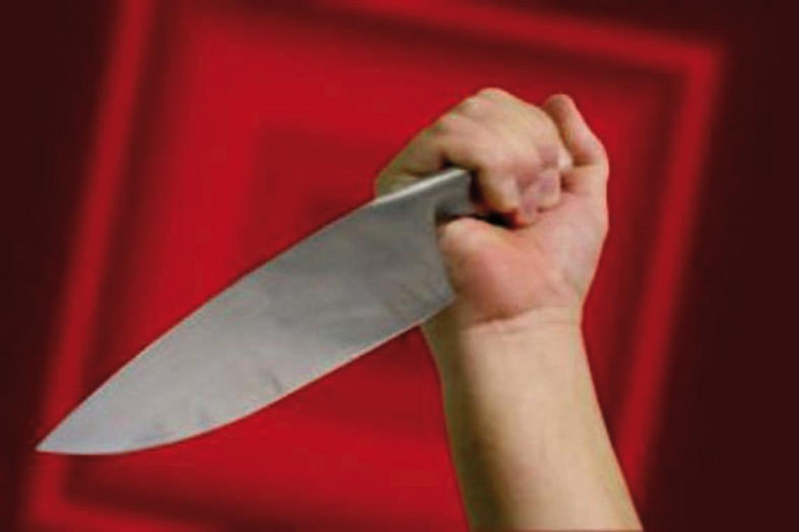 Accoltella un uomo in centro città e poi scappa