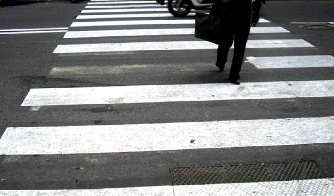 Pedone travolta sulle strisce a Rivarolo Canavese: indaga la polizia locale