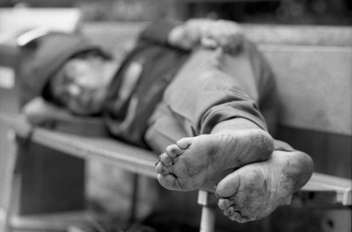 BURIASCO. Clochard pregiudicato nascosto su treno, espulso