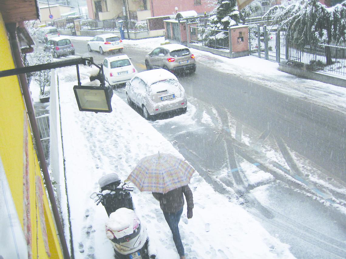 SETTIMO. Neve, domani scuole aperte
