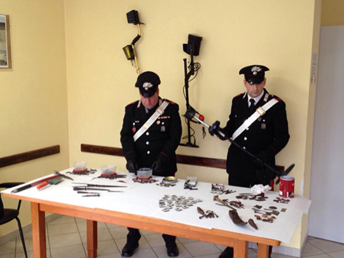 TORINO. Scavi archeologici clandestini, sequestrati 581 oggetti