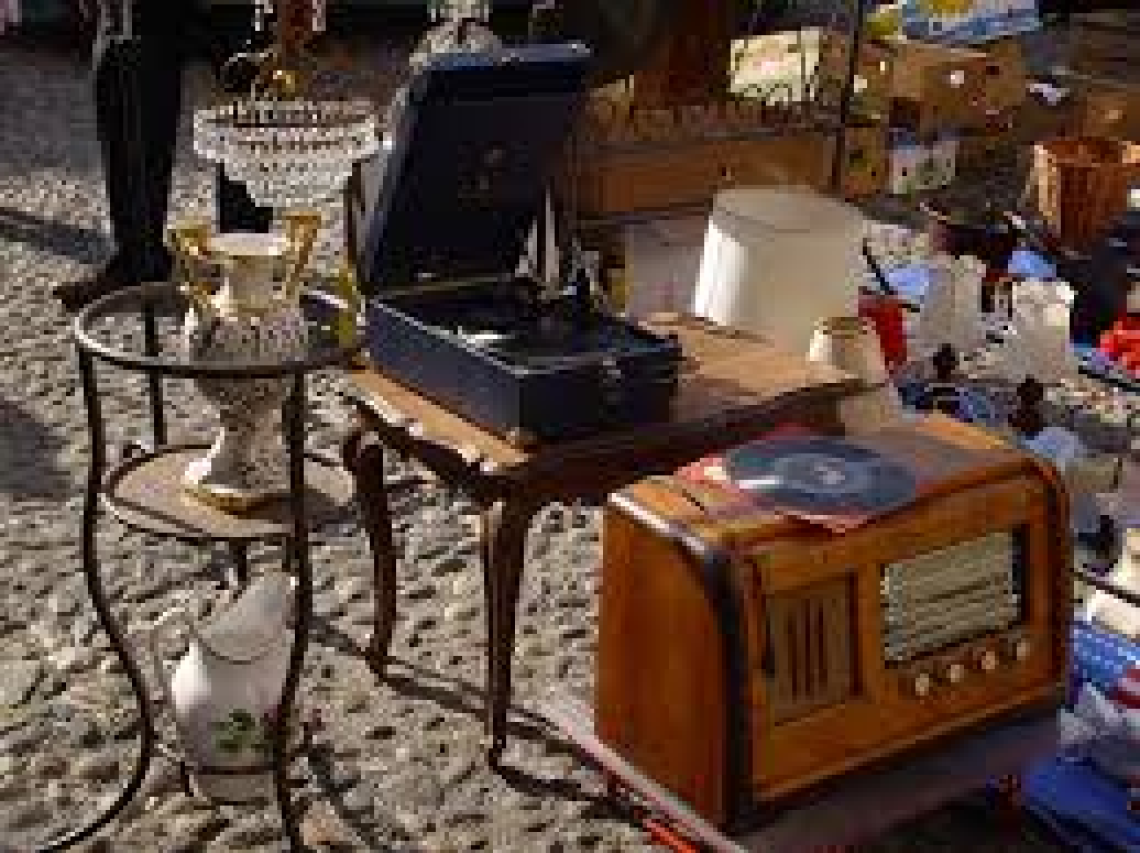 RONDISSONE. Mercatino dell’usato