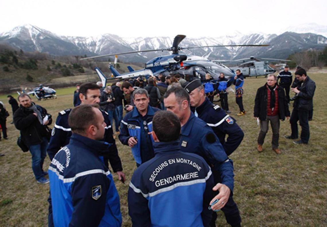 SYENE-LES-ALPES. Aereo caduto: riprese le operazioni sulle Alpi francesi