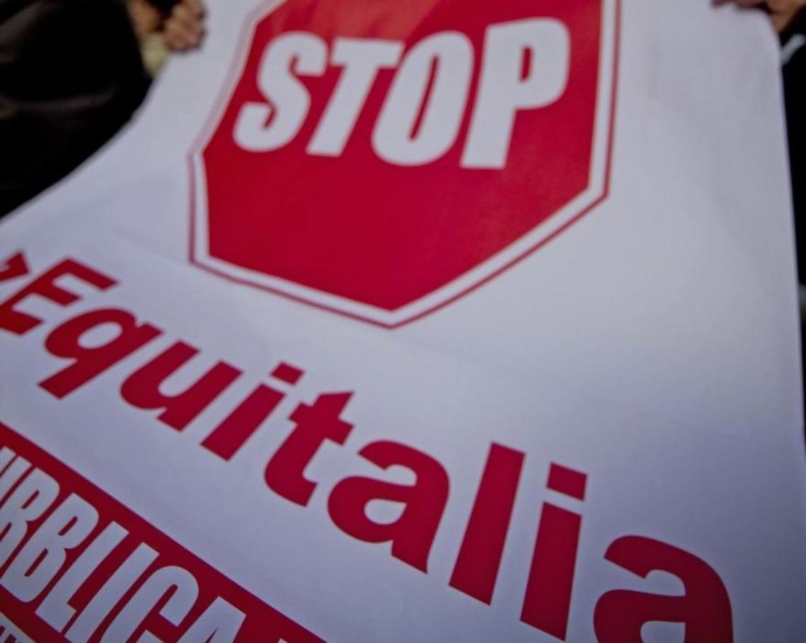 TREMA EQUITALIA - Dirigenti Agenzia delle Entrate non autorizzati
