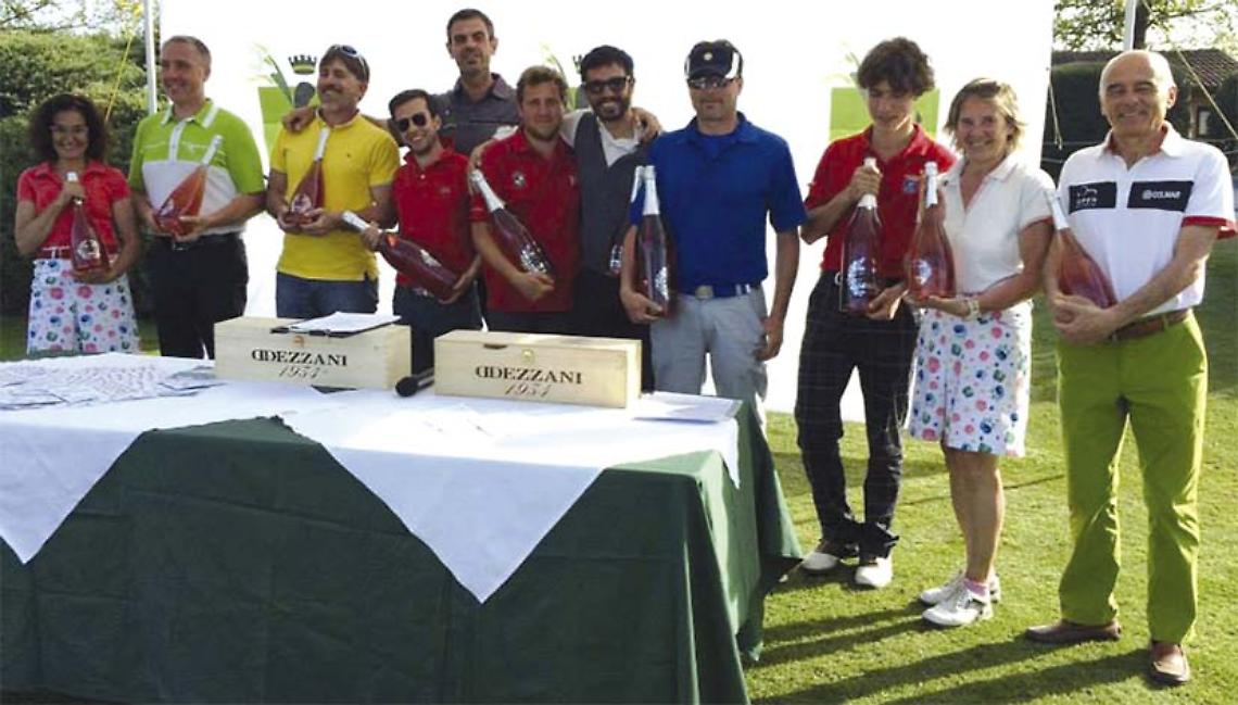 GOLF. Il sole bacia il Golf Settimo Tour 2015