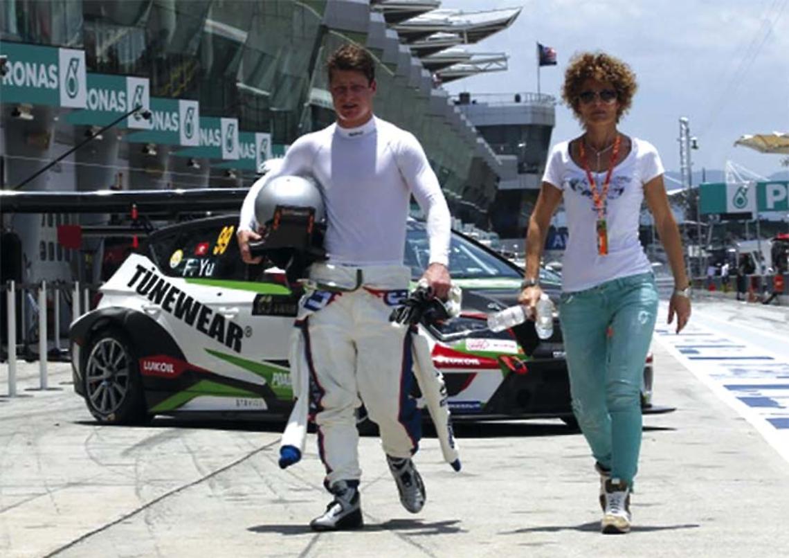 AUTOMOBILISMO. Veglia nella TCR International Series