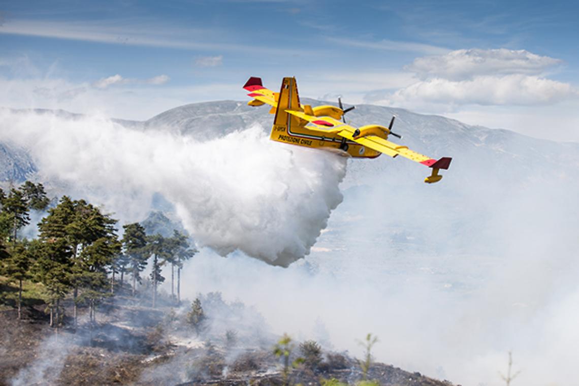 TRANA. Fiamme in Val Sangone, arrivano i Canadair