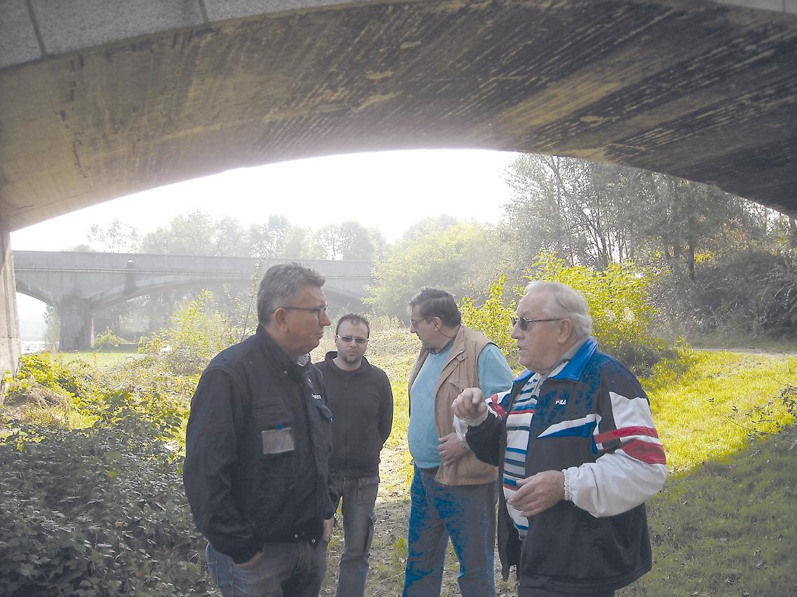 CHIVASSO. Degrado sotto il ponte sull'Orco, l'assessore Castello dorme...