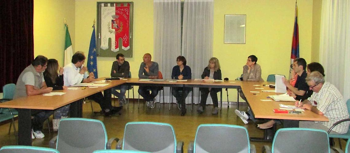 MONTALTO DORA. Scuola, o si rifà il tetto o i bimbi non potranno cominciare il nuovo anno
